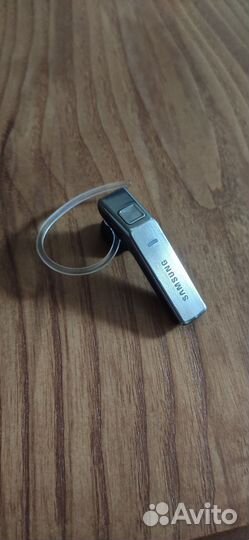 Bluetooth гарнитура samsung