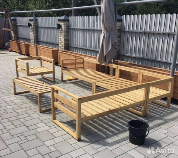 Угловой диван со столом садовая мебель из дерева