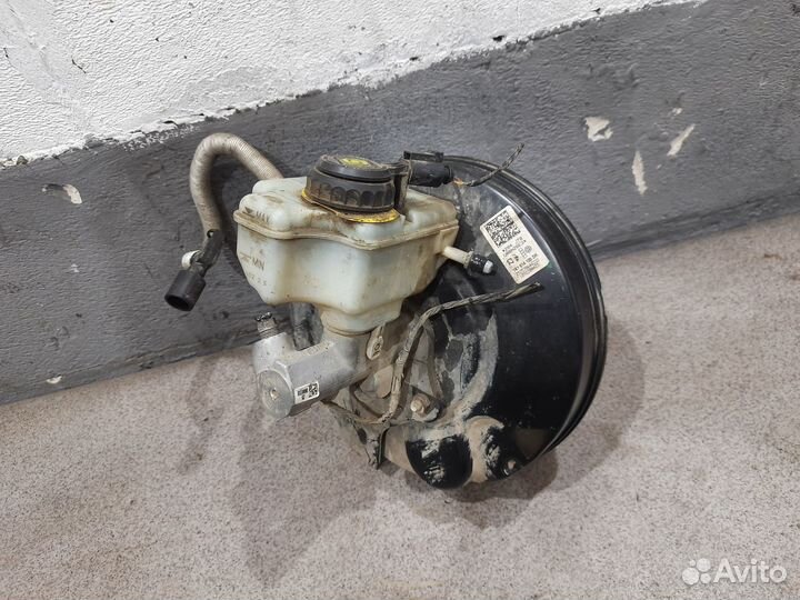 Вакуумный усилитель тормозов для Skoda Octavia A5