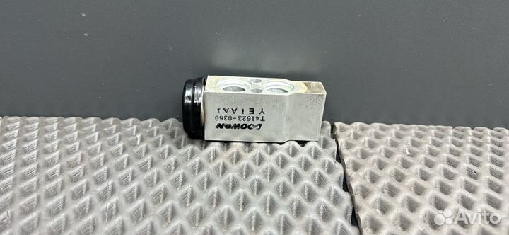 Расширительный клапан кондиционера Kia Rio 1 a5d