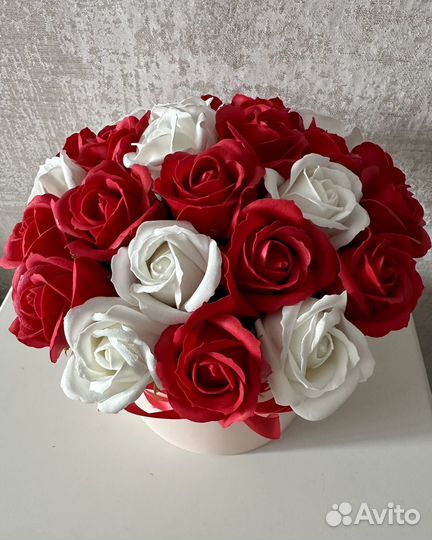 Букет из 25 мыльных роз