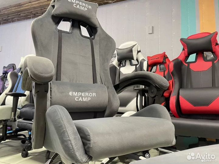 Компьютерное офисное кресло с массажем (новые)