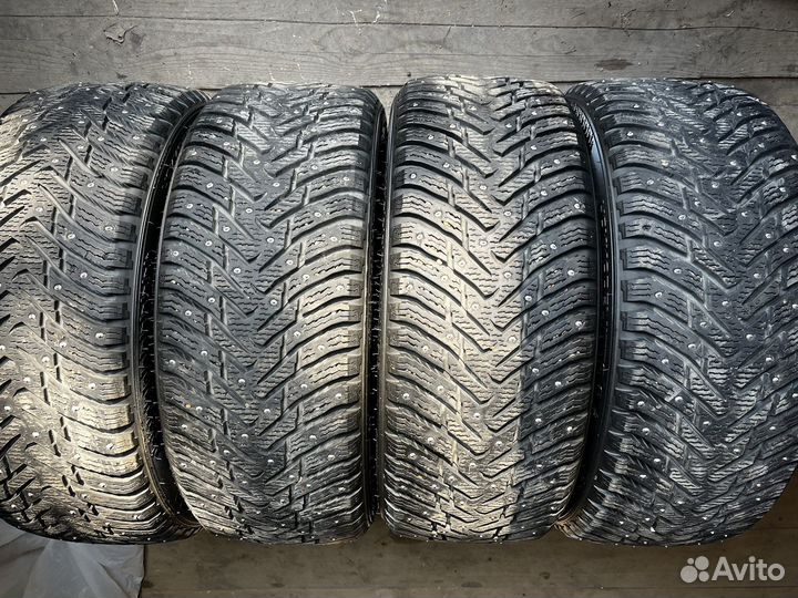 Nokian Tyres Hakkapeliitta 8 225/45 R19 96T