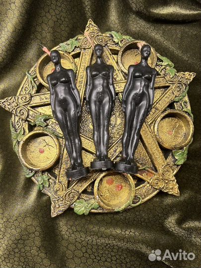 Черные восковые свечи