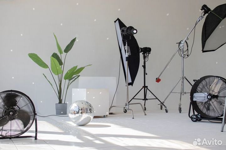 Зал с циклорамой