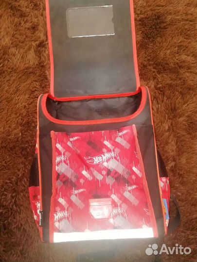 Рюкзак школьный