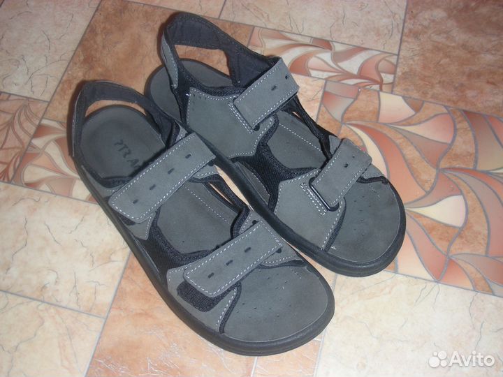 Продам Спортивные босоножки 42 р Унисекс