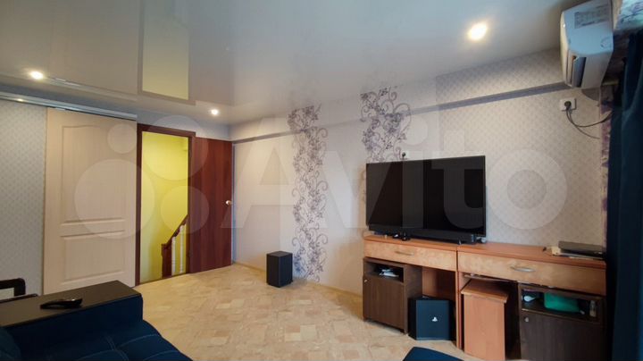 2-к. квартира, 37 м², 2/5 эт.