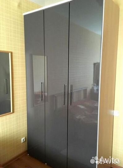 Шкафы распашные на заказ от производителя