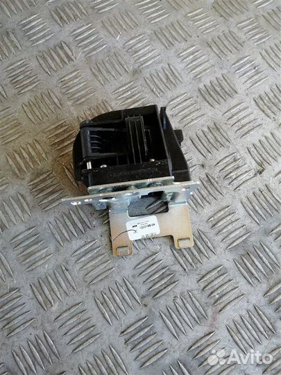 Крепление полки правое Bmw X3 F25 N47D20C 2013