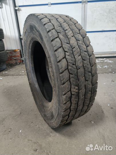 Шина б/у 245/70 R19.5 Hankook DH35