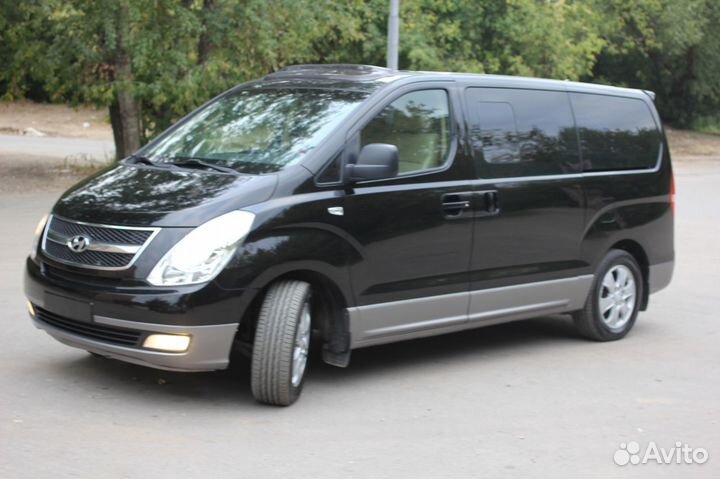 Hyundai Grand Starex 2.5 AT, 2015, 151 000 км