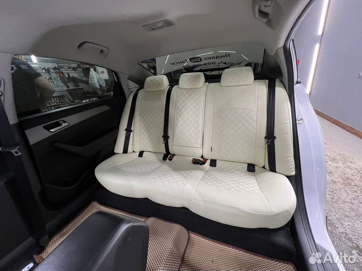 Авточехлы из экокожи белый ромб