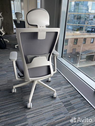 Рабочее кресло Sidiz T50