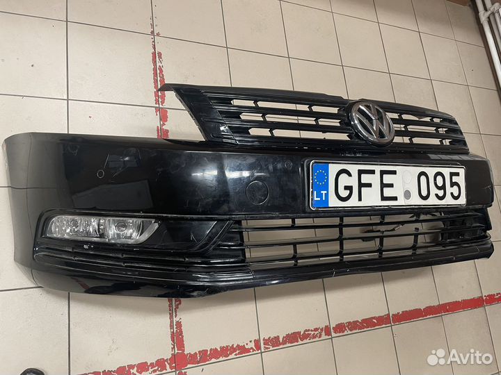 Бампер передний Volkswagen Passat B7 3AA807221GRU