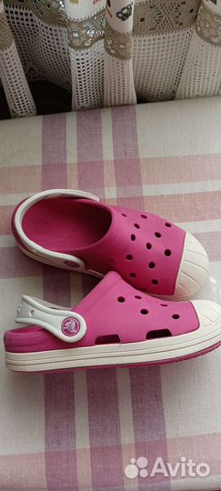 Crocs, C12