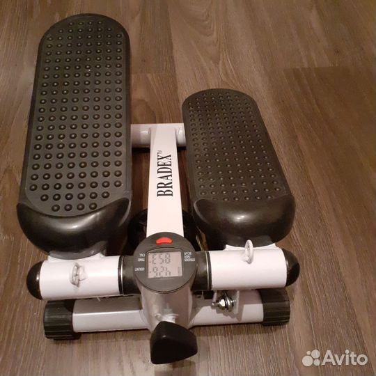 Кардиотренажер для ног, ягодиц, спины