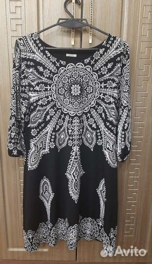 Стильное платье