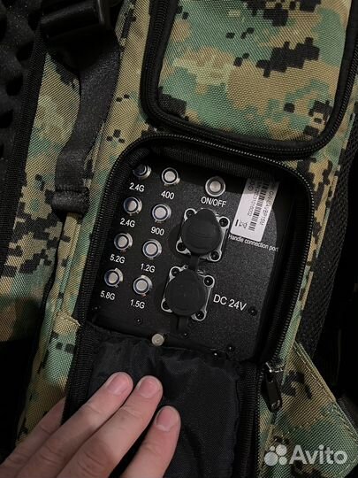 8 канальный Рюкзак подавитель дронов бпла