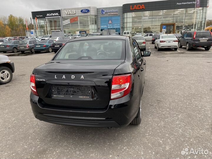 LADA Granta 1.6 МТ, 2023, 50 км