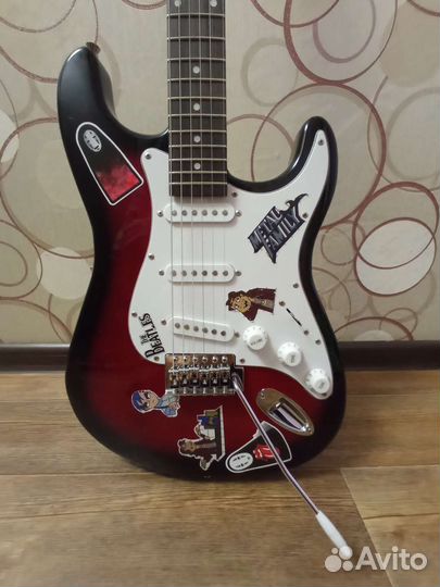 Электрогитара Fabio St100