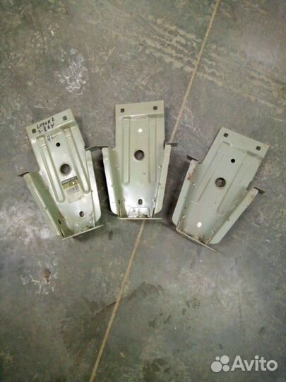 Усилитель лонжерона передний левый Renault Logan 2