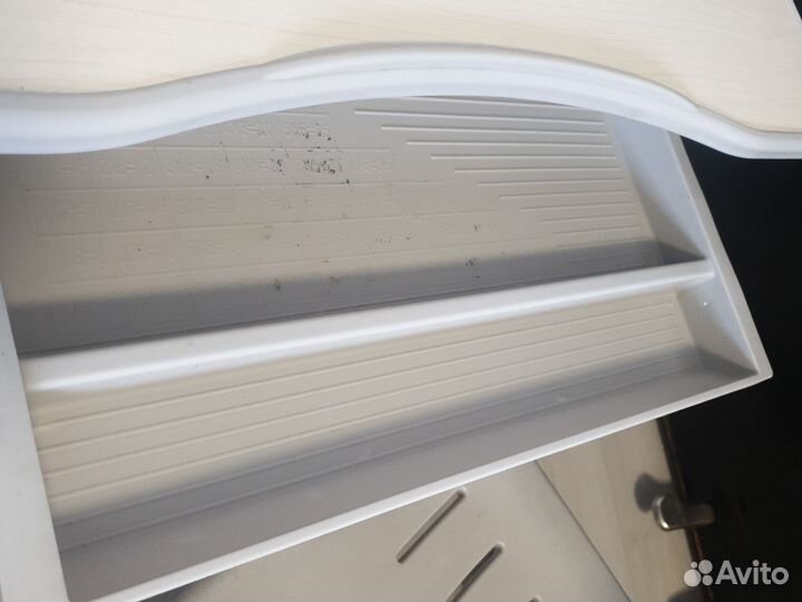 Растущая парта и стул