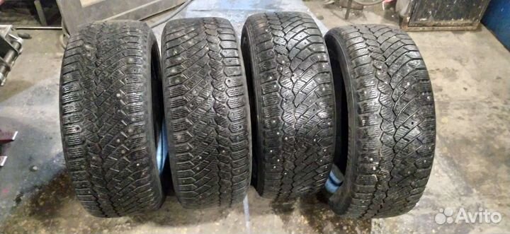 Continental ContiIceContact 4x4 235/55 R17