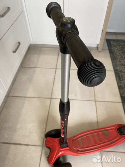 Самокат novatrack