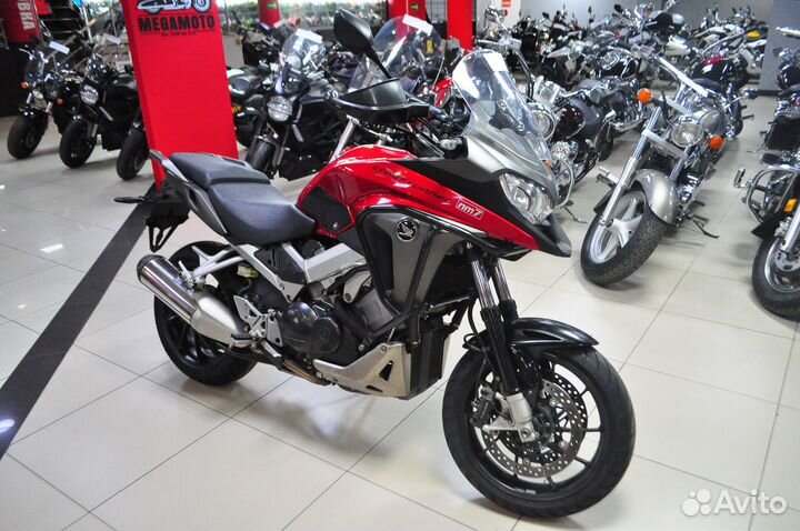 Honda VFR 800X Crossrunner, 2016