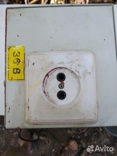 Ящик с понижающим трансформатором