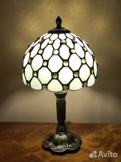Лампа настольная в стиле Тиффани новая