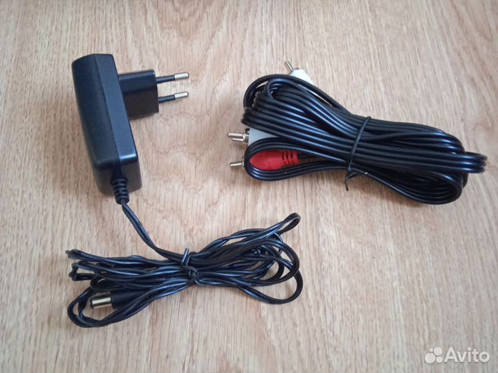 Retro Genesis Remix Wireless 600 Игр Dendy sega