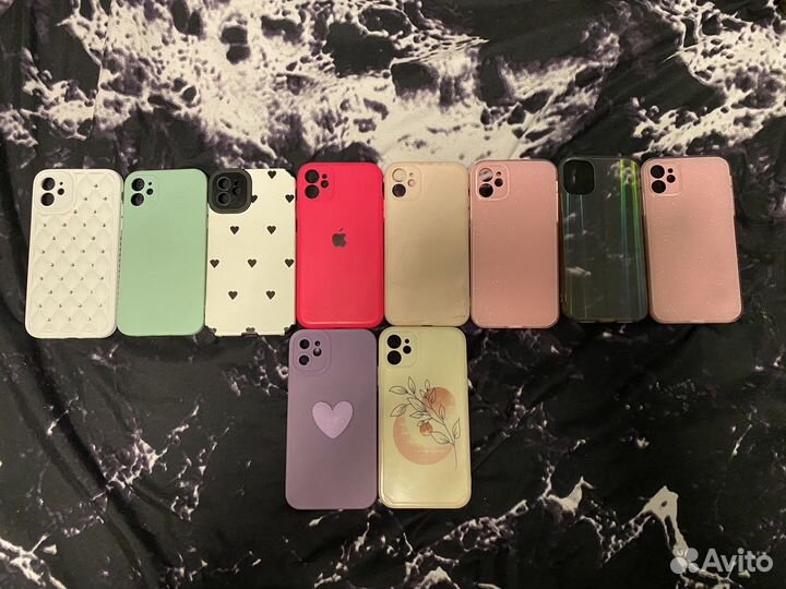 Чехлы на iPhone 11