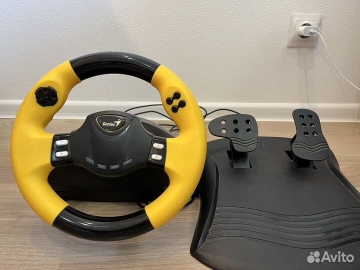 Игровой руль Genius Speed Wheel RV