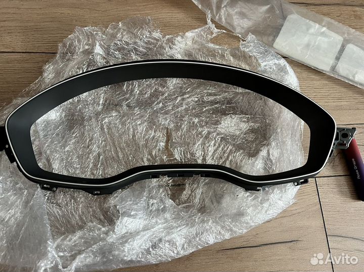 Накладка панели приборов Audi A4 B9