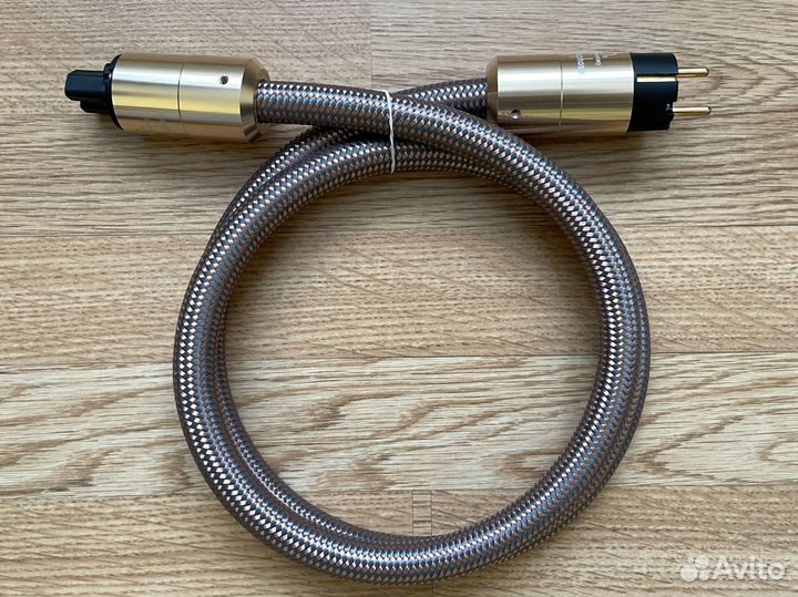 Кабель питания силовой для аудиоаппаратуры