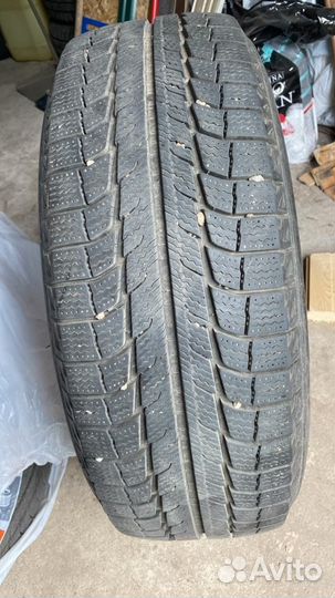 Michelin Agilis 225/65 R17