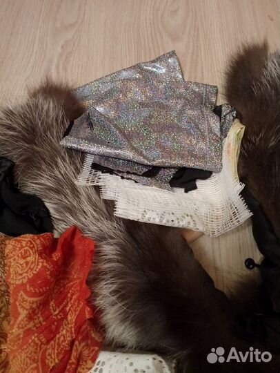 Лоскутки,кружево (остатки),мех