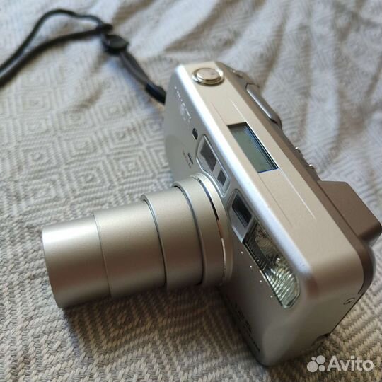 Плёночный фотоаппарат Minolta riva zoom 125