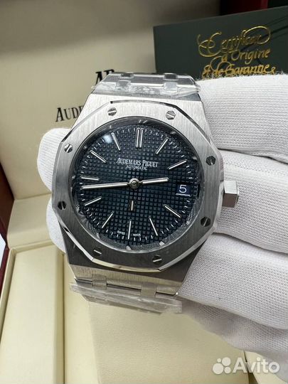 Часы Audemars Piguet Royal Oak Blue Dial