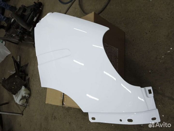 Крыло передние Газ Валдай белое
