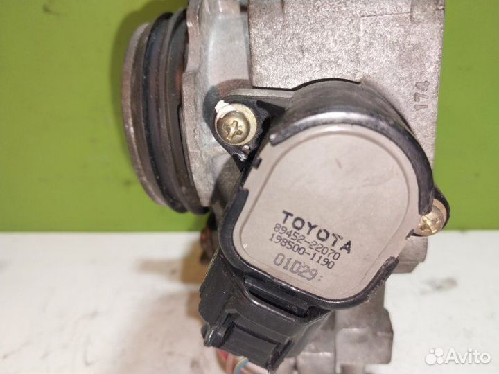 Заслонка дроссельная Toyota Mark 2 GX100 1GFE 2001