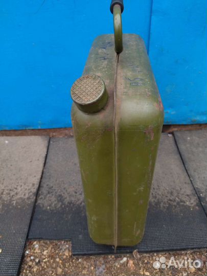 Канистра металлическая