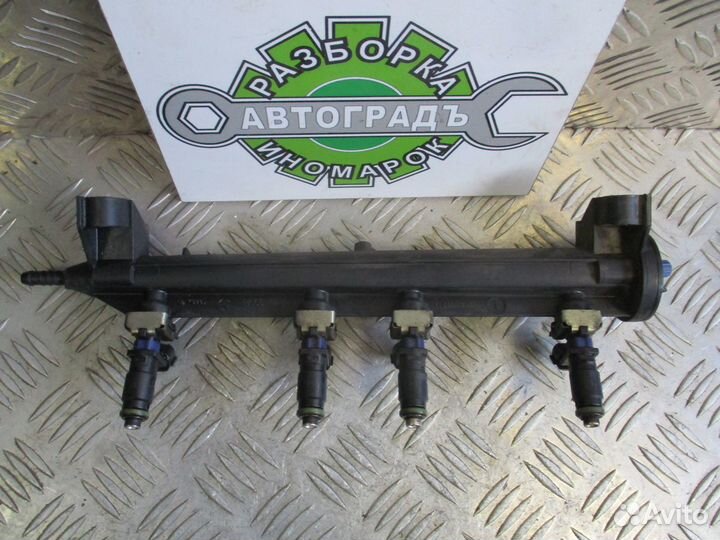 Рампа топливная с форсунками FAW Besturn B50 1.6