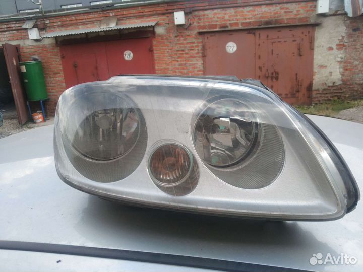 Фара WV caddi