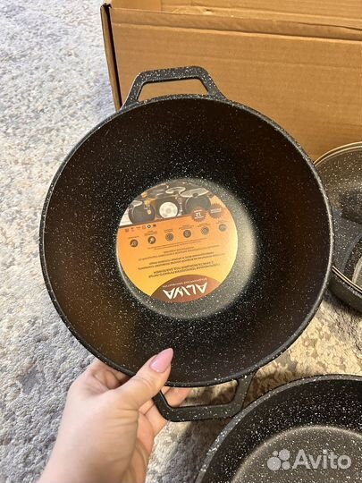 Набор посуды сковородка жаровня кастрюля новый