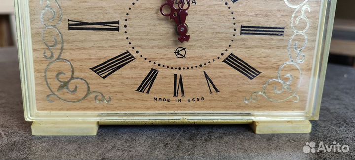 Часы настольные СССР