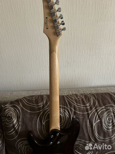 Электрогитара ibanez