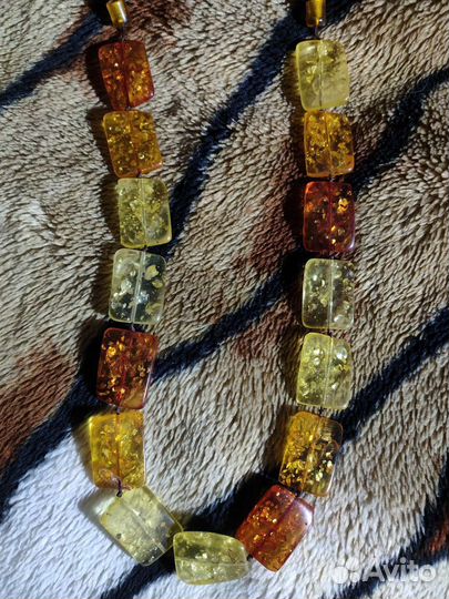 Брошь янтарная винтаж СССР